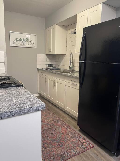 The Bernice - 2 Bedroom Apt In Quilt Town, Usa Hamilton المظهر الخارجي الصورة